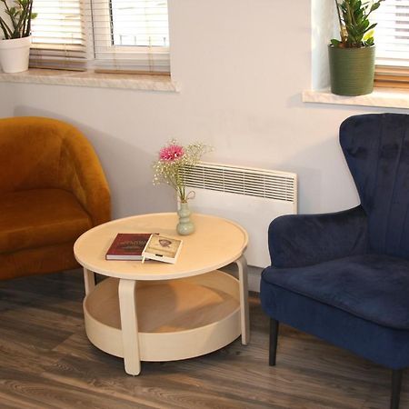 Apartament Przy Kladce Rzeszow Ngoại thất bức ảnh