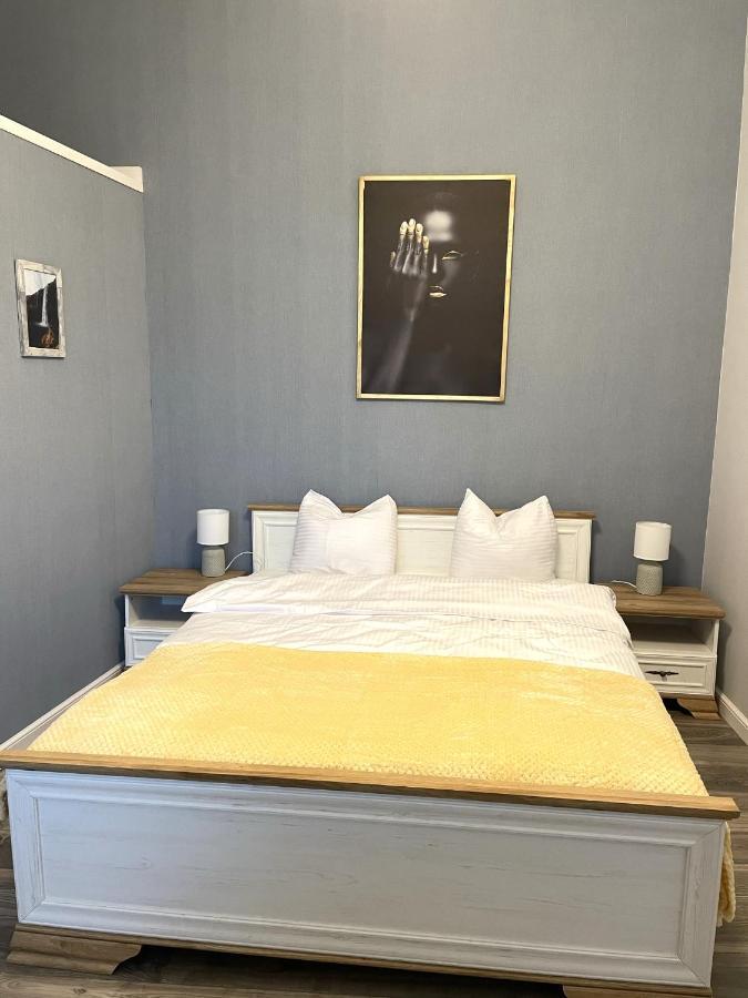 Apartament Przy Kladce Rzeszow Ngoại thất bức ảnh